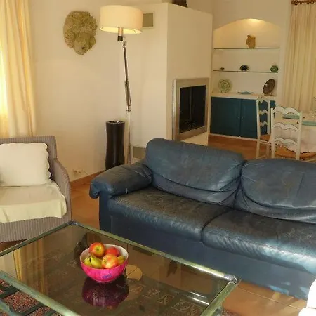 度假居 Cavalaire-sur-mer Sleeps 6 Pool Air Con Wifi *